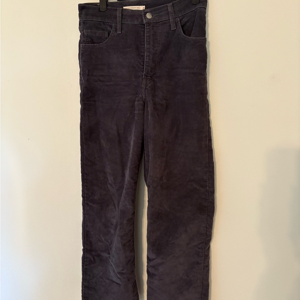 Levi’s Women’s short straight  - Dark Gray